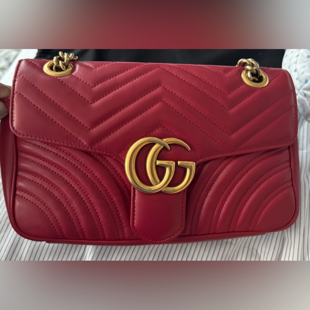 Medium Red Gucci Marmont crossbody Bag